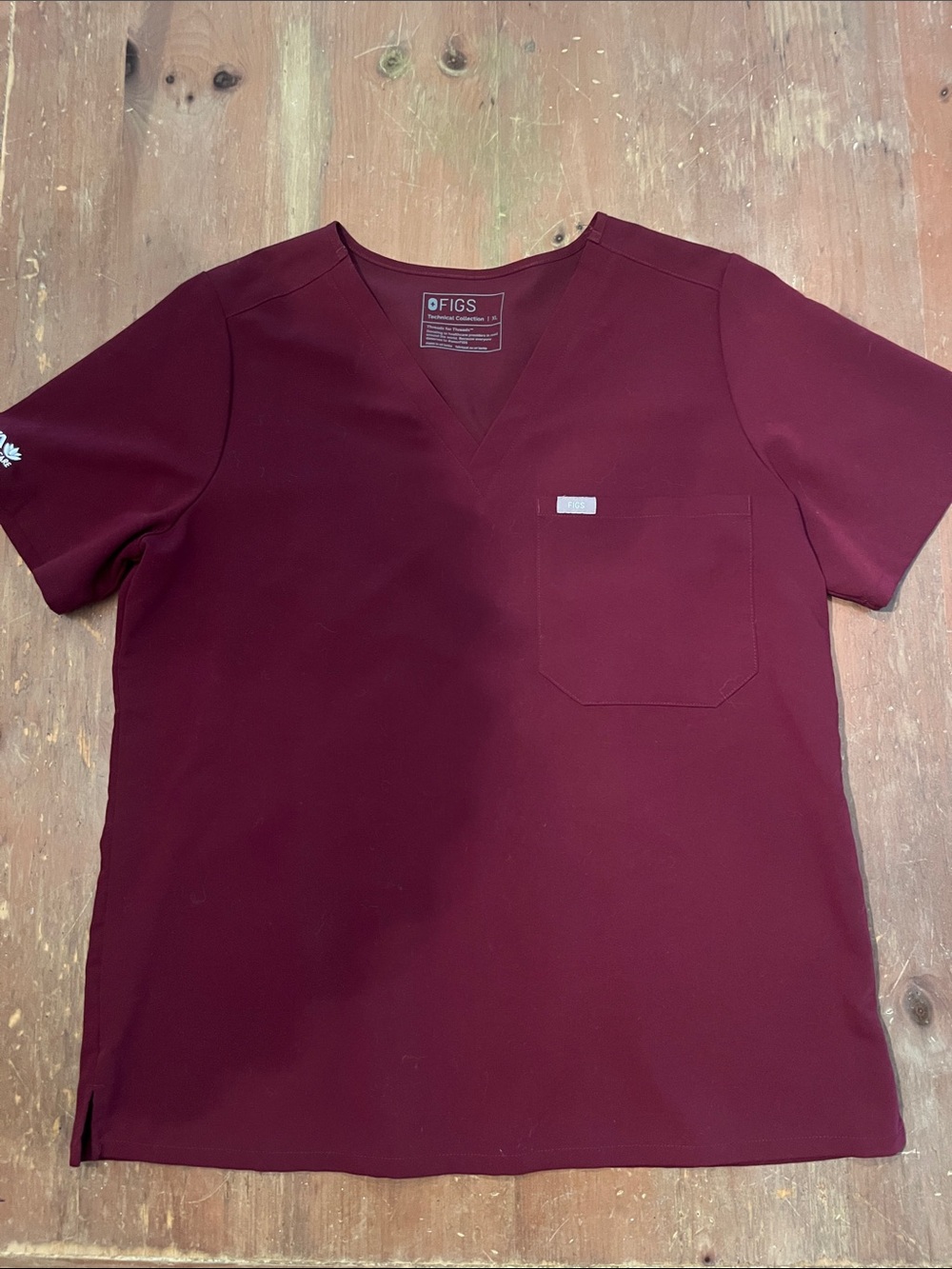 Figs Ladies XL  V-Neck Top - Burgundy Scrub Top
